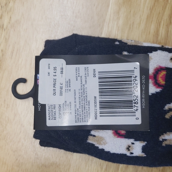 Socks. Hotsox. Lama socks. New with tag (sku 400) - Picture 4 of 5